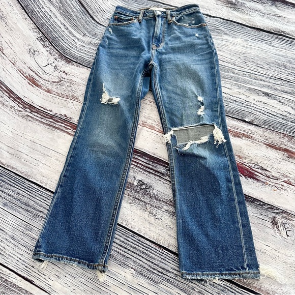 Abercrombie & Fitch The Ankle Straight Ultra High Rise Jeans - Picture 2 of 7